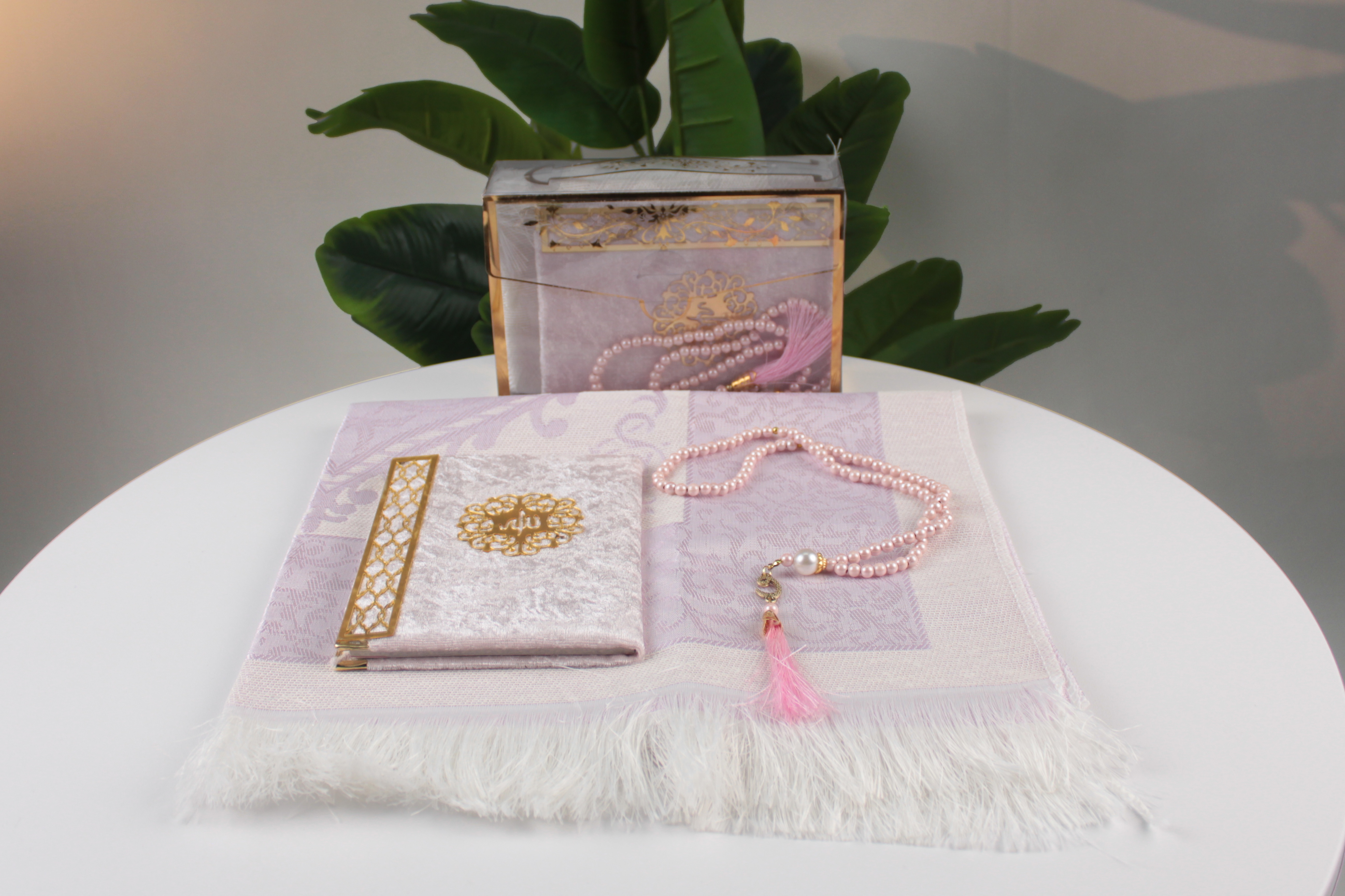 Pembe Çantalı Seccadeli Üçlü Set