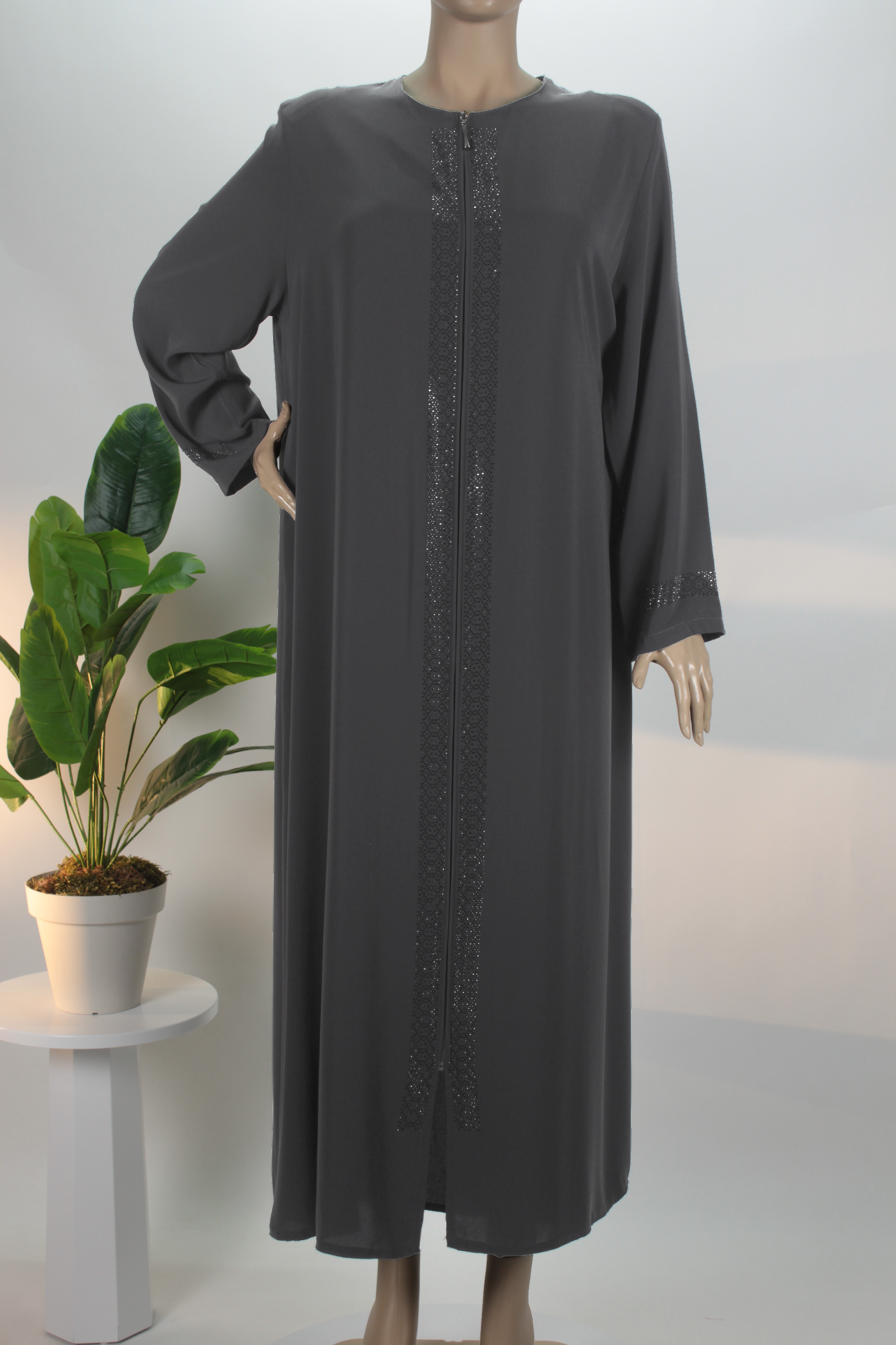 Antrasit Ortası Taş Şeritli Medine İpeği Anne Model Ferace
