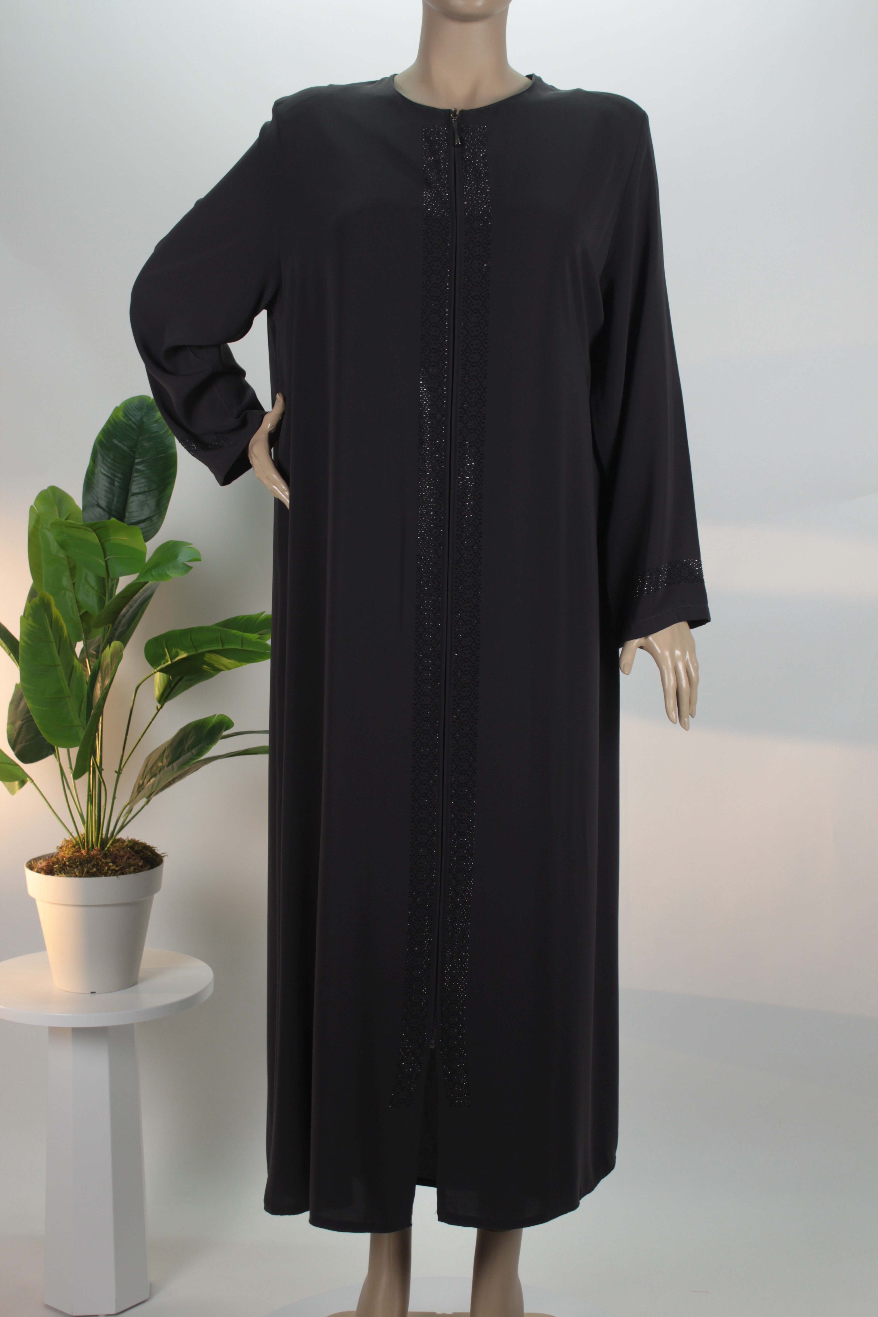 Siyah Ortası Taş Şeritli Medine İpeği Anne Model Ferace
